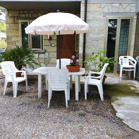 Апартаменти Casa Giulia Mercatino Conca Екстер'єр фото